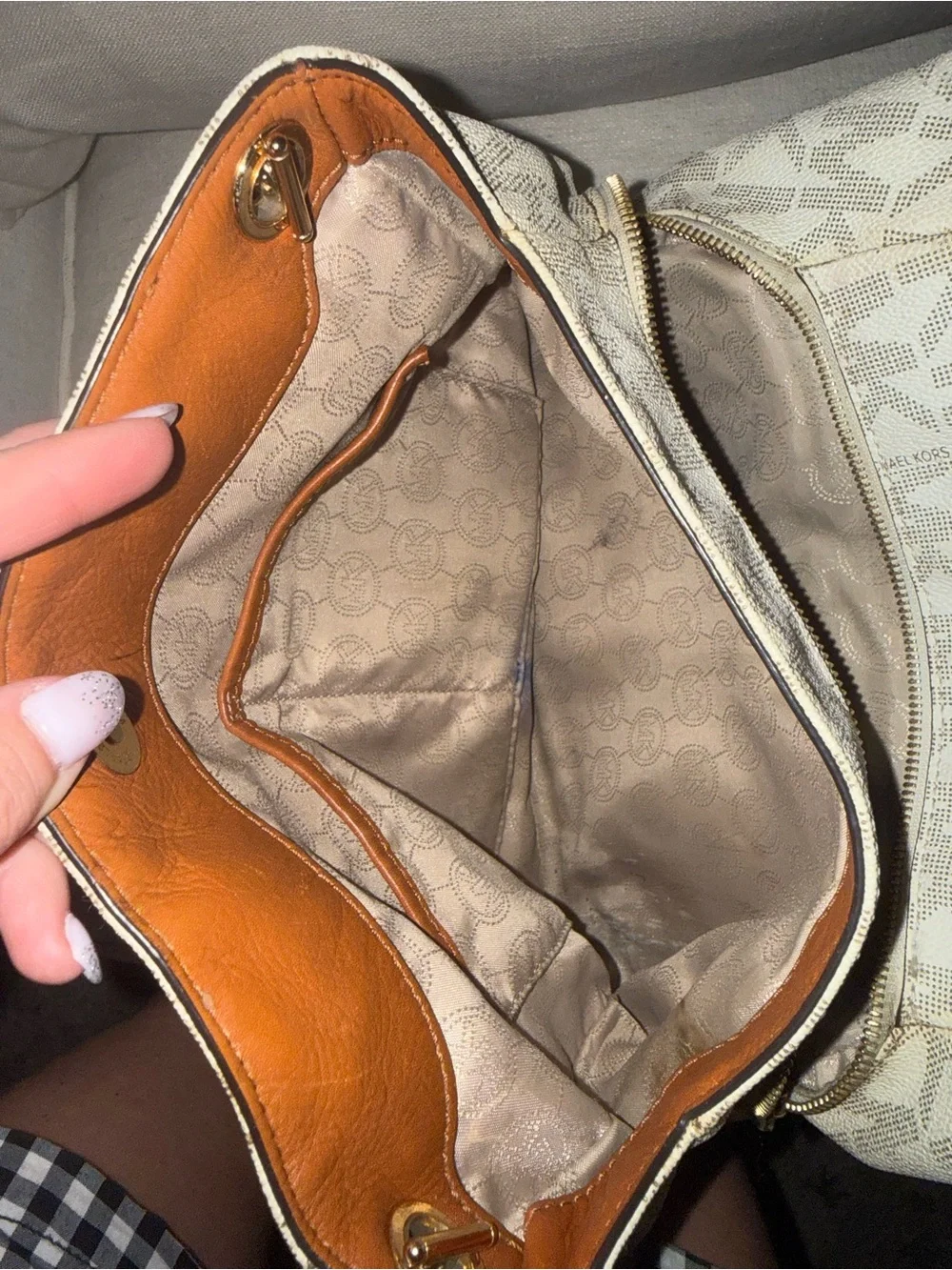 Michael Kors Cream/Tan Signature MK Logo Shoulder Bag with Gold Chain